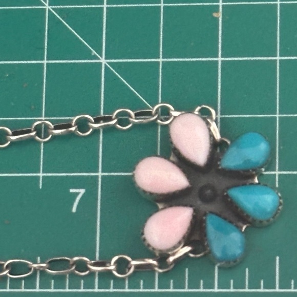 Turquoise pink conch southwestern sterling silver choker necklace - Picture 13 of 16